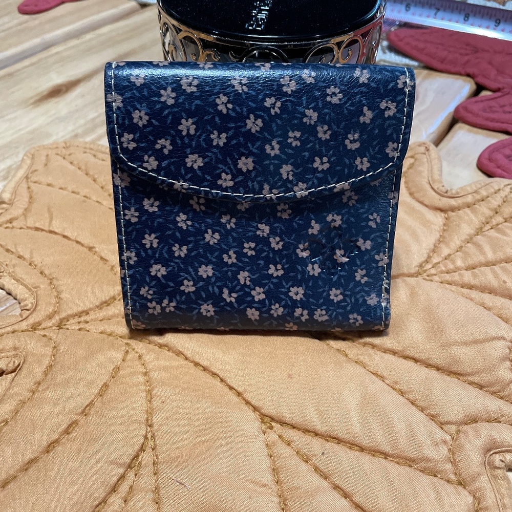 Patricia Nash wallet
